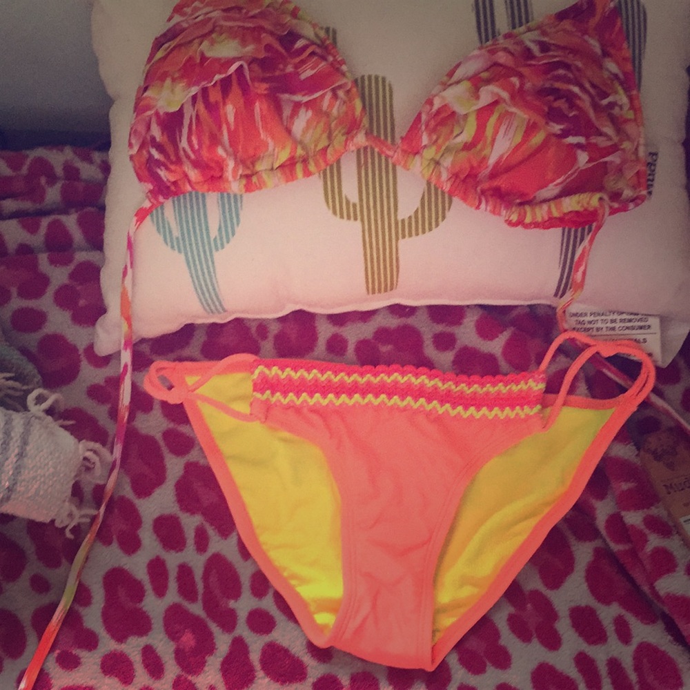 Bright mudd bikini